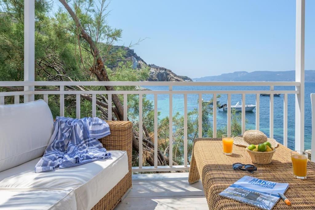 Casa Del Mar Milos Plaka  ภายนอก รูปภาพ
